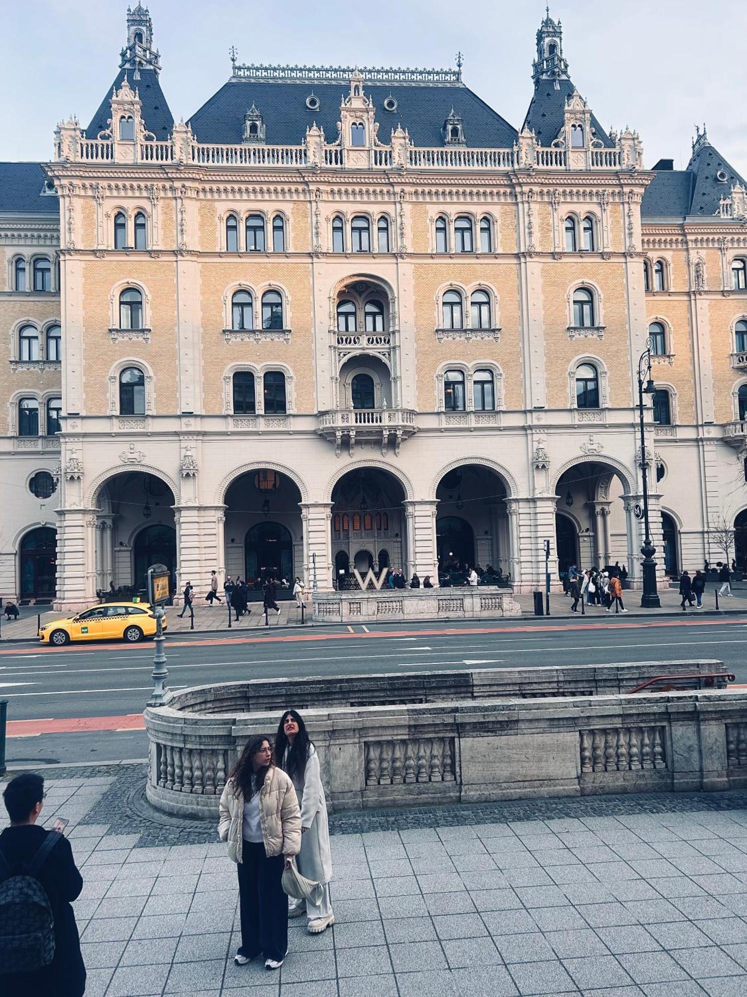Little Oasis Close To The Opera Budapeste Exterior foto